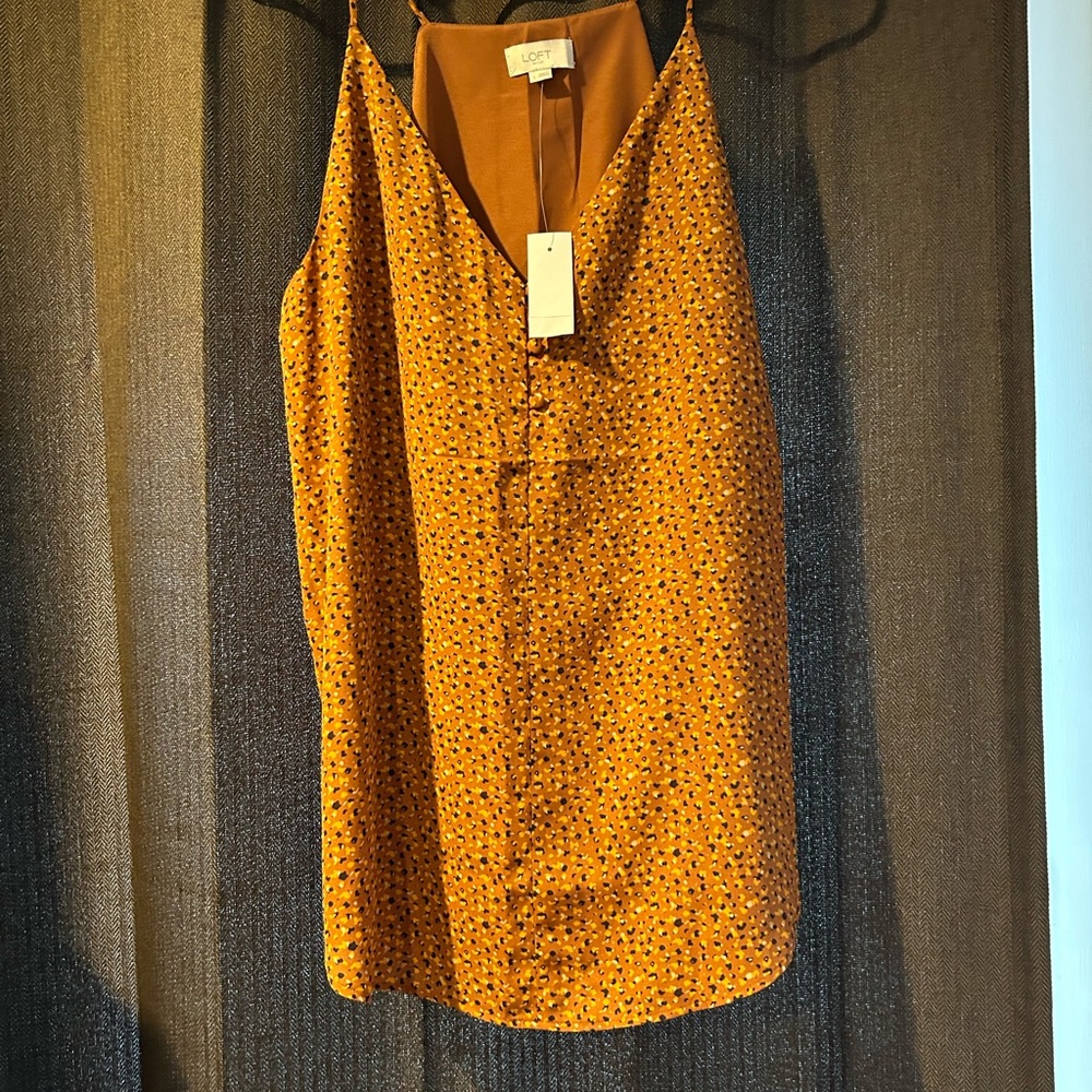 Brand new Loft Crop top.